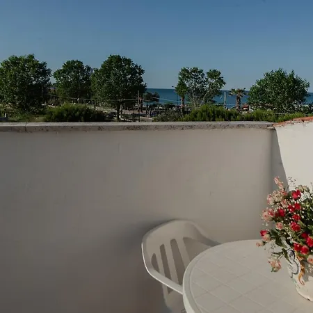 Apartment Trilocale Mimosa Alba Adriatica
